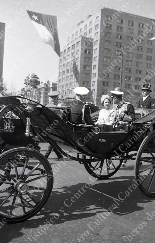 Homenaje a O'Higgins Reina Isabel II 08