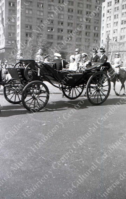 Homenaje a O'Higgins Reina Isabel II 04