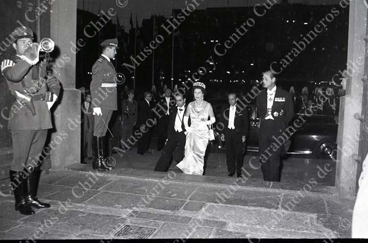 Cena de gala en honor a Isabel II 06