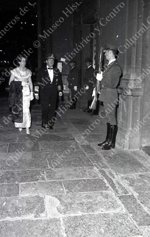 Cena de gala en honor a Isabel II 01